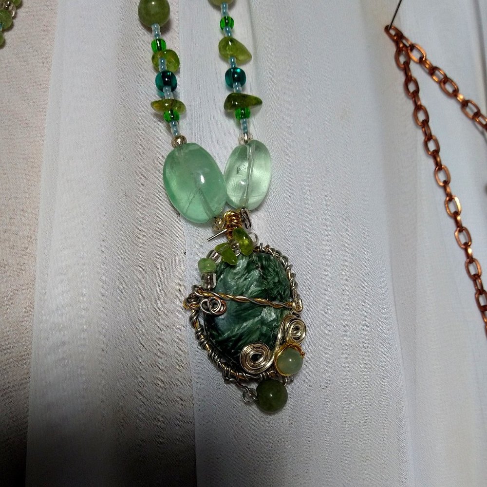 CCLHMHLLC Wirewrapped Jewellery Designs